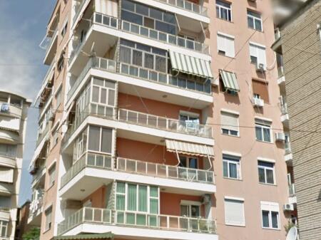 IN VENDITA – * Appartamento 2+1 + 1 Balcone & nel Cuore di Tirana! 😱😲*127 m² *📍Mine Peza* , Vicino alla Procura Generale -- *Prezzo 265.000 €*