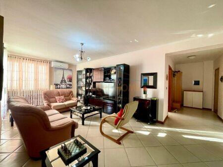 Shitet Apartament 3+1+2, Komuna E Parisit , Tirane