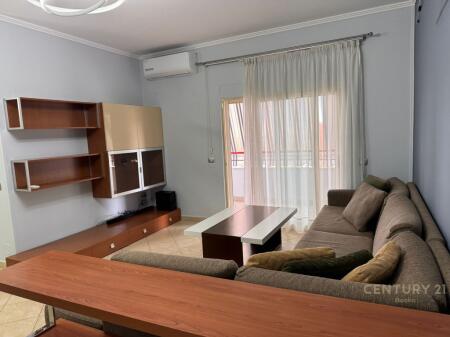 Apartament 2+1 Me Qira në Rrugën Mine Peza bosko124424