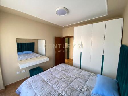 APPARTAMENTO 1+1 IN AFFITTO, VISTA MARE A 10M DAL MARE, SPIAGGIA ILIRIA, DURAZZO !!