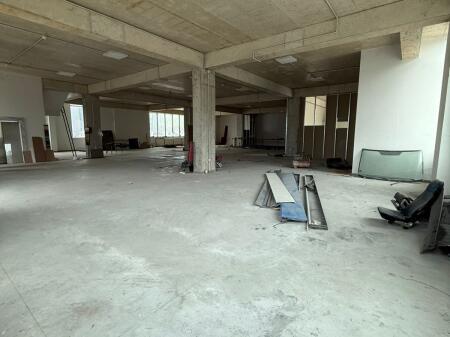WAREHOUSE FOR RENT 650 M2 PEZE HELMES 2000 EURO