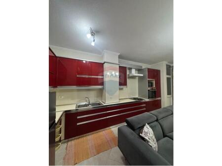 Apartament 2+1 per qira prane Eleonores.