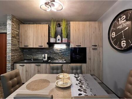 Apartament 2+1 tek Kompleksi Kontakt