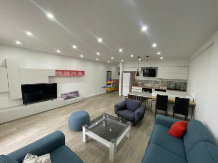 JEPET APARTAMENT ME QERA 2+1+2BALLKONE TE "REZIDENCA KODRA E DIELLIT 1" 1700 EURO