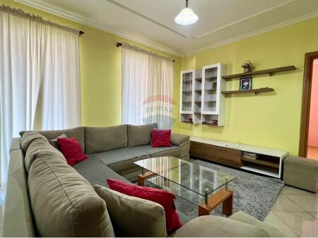 APARTAMENT 2+1+2 ME QIRA NE ASTIR