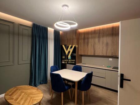 JEPET APARTAMENT 3+1+2BLK ME QERA NE ASTIR 650 EURO