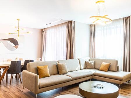 ✨For Rent: *Luxury 3+1+2wc & P.Parkimi* *(📍Astiri - Eglo )* || 126m2 || 100% Invested & Completed || *999€/month*