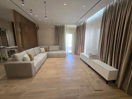 *APARTMENT 3+1+2+ 2 PARKING SPACES | FOR RENT | FARKË LAKE*