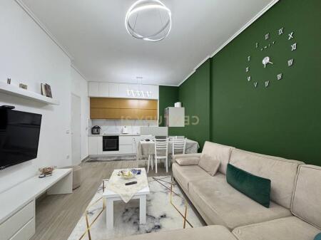 Apartament ne shitje 2+1, tek Ish Fusha e Aviacionit