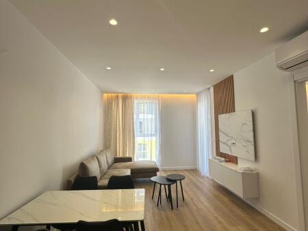 Appartamento 1+1 in affitto a Univers City!