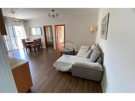 Apartament 2+1 me qira tek Komuna e Parisit