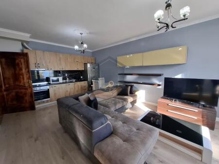🏡 Appartamento 2+1+2 Bagni con Vista Magica sul Mare – Villa Zogu 🌊
