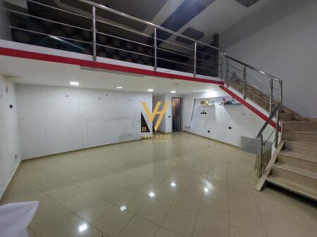 NEGOZIO 44 M2 IN AFFITTO A ASTIR 50.000 LEKE