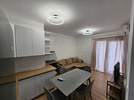 Appartamento 2+1 in affitto presso l'ex Campo di Aviazione, Tirana CAPITAL124527