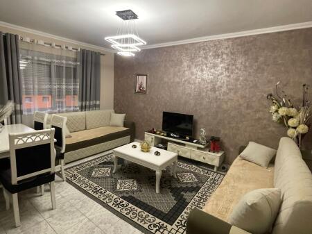 JEPET ME QIRA APARTAMENT 2+1 NE DURRES