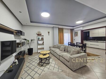AFFITTASI APPARTAMENTO 3+1+2 A XHAMLLIK! 750 € /Mese