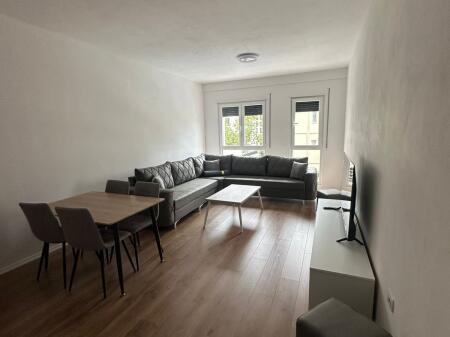 Super appartamento in affitto 3+1+2+balcone a Kamez