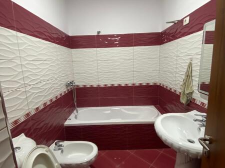 Affittasi appartamento 2+1+2 a Kamez /500 euro