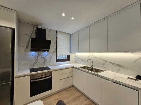 Appartamento moderno 1+1 in affitto – vicino al Centro di Tirana