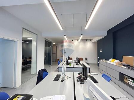 Office for rent near Amerikan 3!
