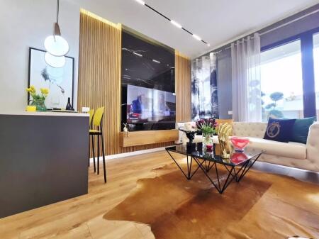 VASIL SHANTO , super location !! In vendita appartamento:  1+1