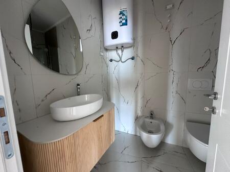 Apartament ose zyrë për qera 2+1+depo - Lake View Residence