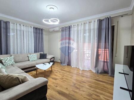 2+1+ post parkimi/ qira te Kompleksi Delijorgji
