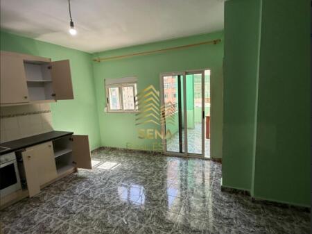 In vendita, Appartamento 3+1+2+BLK, Comune di Parigi, 248.000 Euro