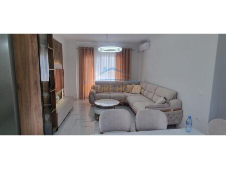 Qera , Apartament 2+1 , Fresk ,Tiranë!