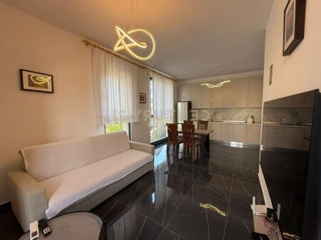 Ofrohet apartament 2+1 me Qira tek ASL2