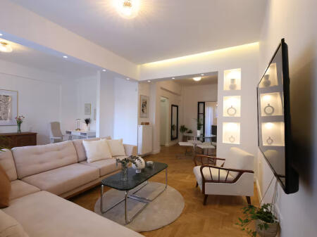 Appartamento In Affitto 1+1 vicino a Piazza Willson (ID B2101293) Tirana