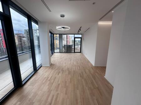 Shitet 2+1+2+Parkim , Lake View , Rruga Kosovareve