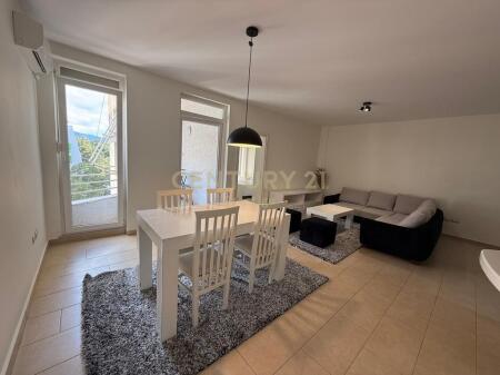 APARTAMENT 2+1 ME QIRA PRANE LION PARK, TIRANE! 800 € /Muaj
