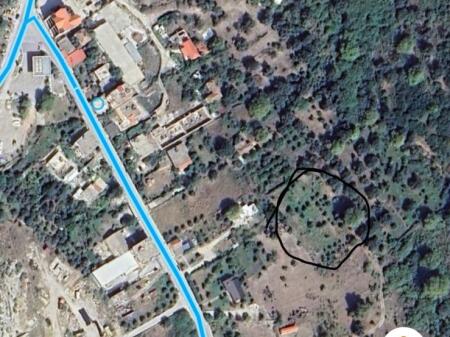We sell land 2000 m2 (1500 with papers) in Borsh