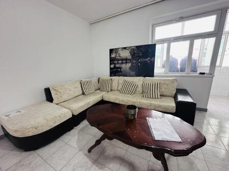 Affittasi Appartamento 4+1+1 Balcone