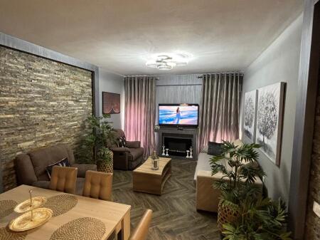 📍 Jepet me qira apartament 2+1 tek “Kontak”💰 Çmimi: 70000 lekë/muaj