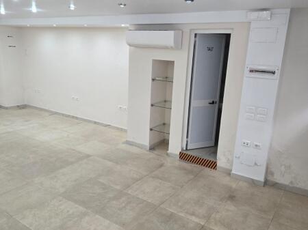 SHOP FOR RENT 60 M2 BRRYL 450 EURO