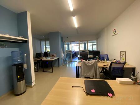 Locale per ufficio in affitto nel centro di Tirana