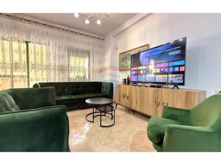 Apartament 2+1 per qira tek Kompleksi Dinamo.