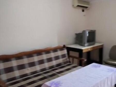 Apartment 1+1 for rent, siri kodra street, near qato bakery  Price: 400 thousand lek
