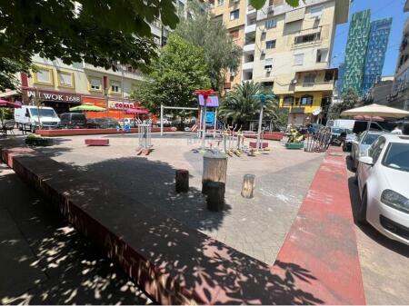 Shop for sale in Tajvani