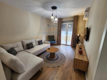 Qera, Apartament 1+1, Liqeni i Thate, Tirane.