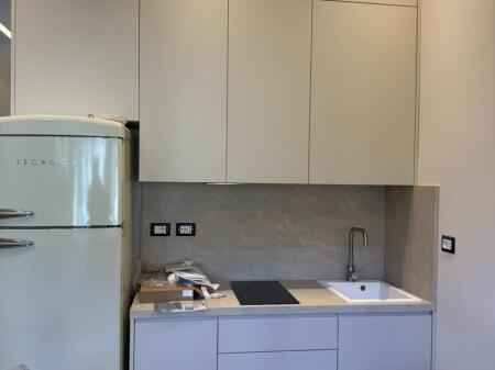 🏢Via Dibra, vicino all'Hotel Stela Center, affittasi appartamento 1+1, in fase di arredamento 700 Euro   