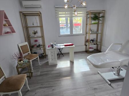 Jepet apartament 2+1 me qera ne Myslym Shyr i pershtatshem per biznes