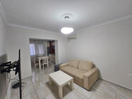 Apartament Me Qera 2+1 Tek rruga elbasanit