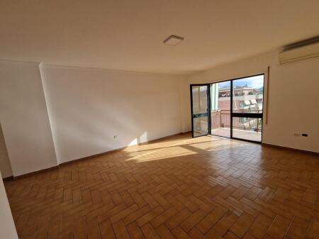 🏢 Office Apartment for Rent – 3+1+2 📍 Willson Square, Perlat Rexhepi Street