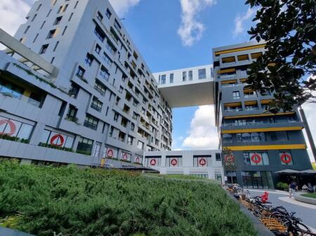BUSINESS PREMISES FOR SALE 275 M2 KAVAJES STREET 1,100,000 EURO