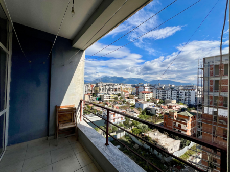 Vendesi in vendita 1+1+ Balcone, Astir, Tirana