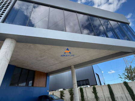BUSINESS BUILDING FOR RENT 1100M2 "IN KASHAR" 250,000 LEKE
