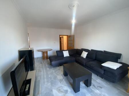 Jepet me qira apartament 2+1 ne laprake